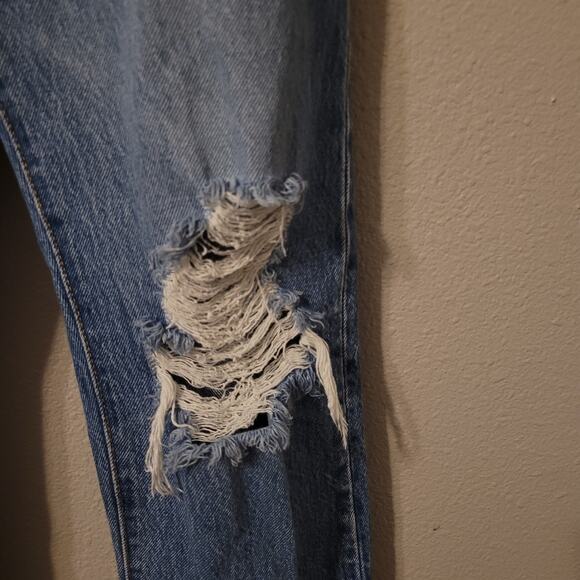 Levis Premium 501 Womens Big E Button Fly Jeans Size 25 Blue Distressed - Picture 4 of 12